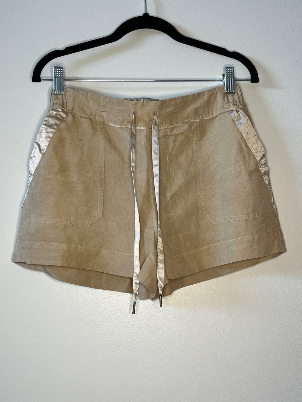 Madison de Papillon French brand line silk blend beige shorts luxury